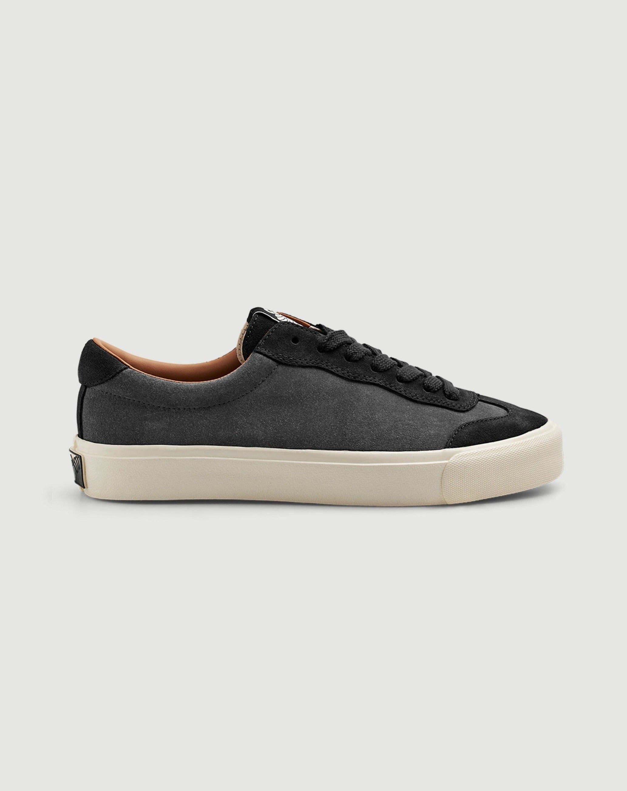 Last Resort AB VM004 Milic Lo Black Graphite/White Shoes Sneakers Unisex