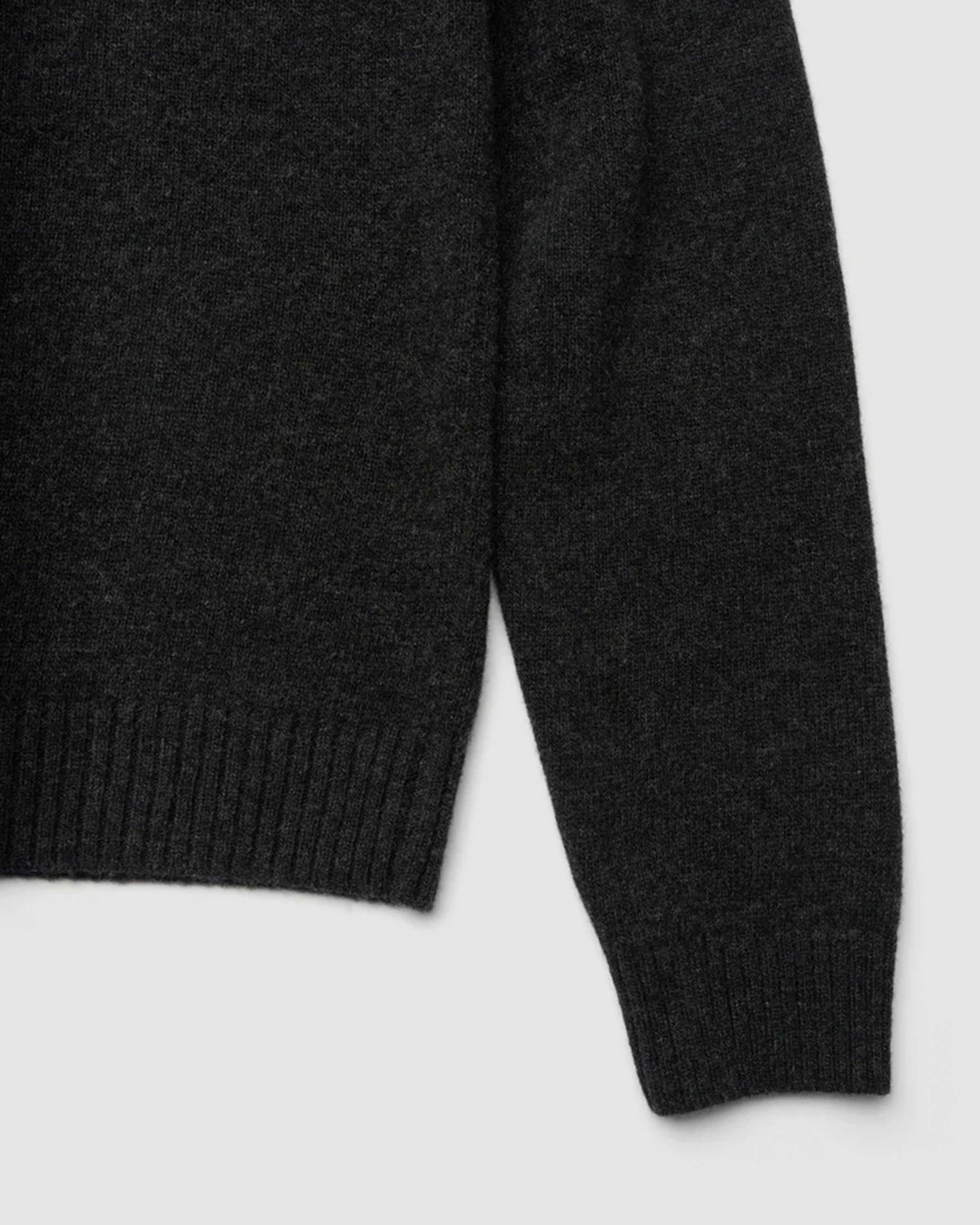 Stockholm Surfboard Club Benny Sweater Faded Black Sweater Men