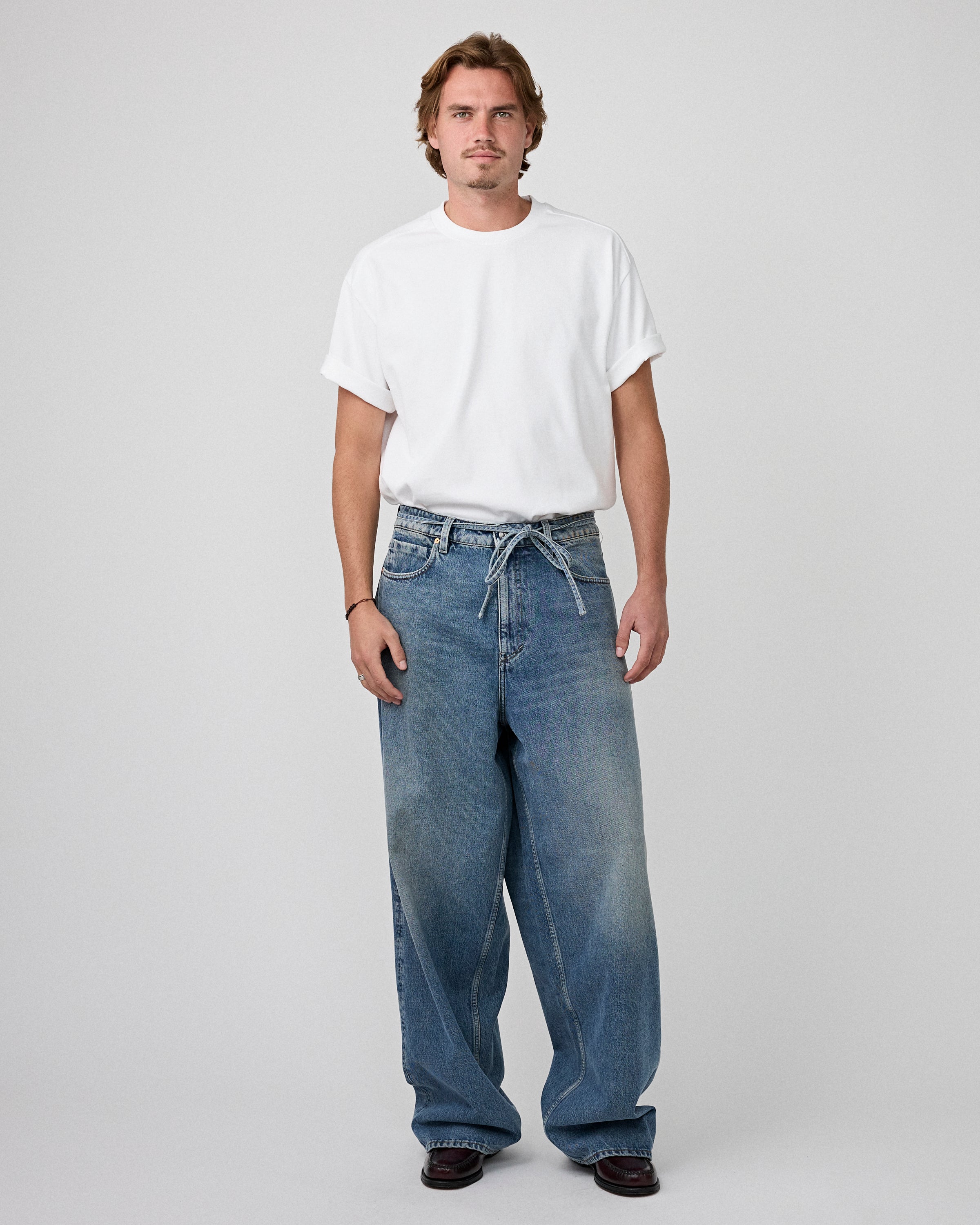 Tenue. Noah Jeans Canyon Denim Unisex